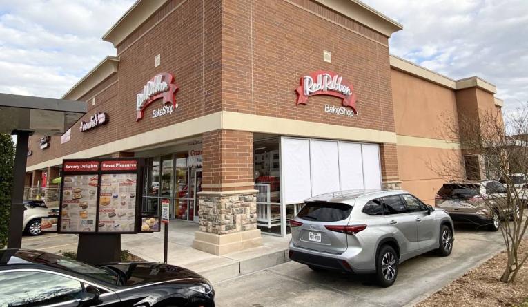 Red Ribbon Bakeshop Opens First Drive-Thru Location | Red Ribbon Bakeshop