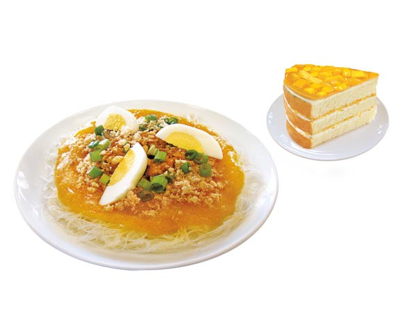 Pancit Palabok with Cake Slice